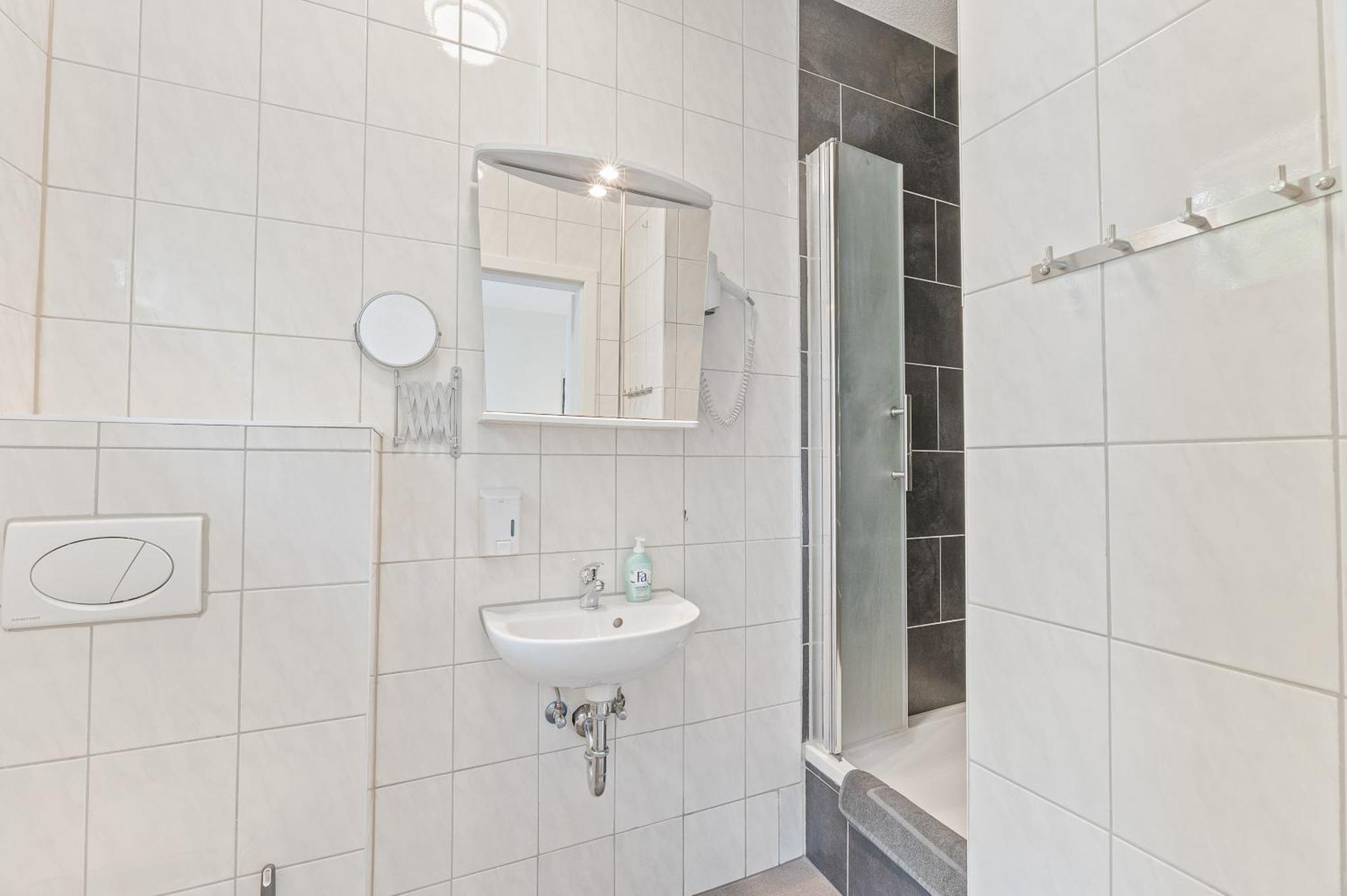 Businesshotel Lemon Suites Self Check-In Messe Airport Mit Kueche - Monteure Willkommen Neuhausen auf den Fildern Quarto foto